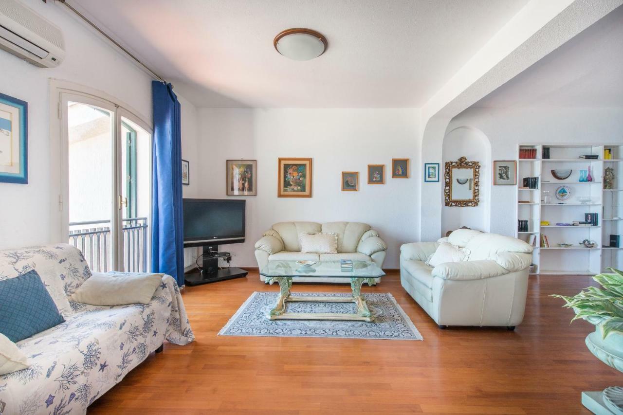 Casa Con Terrazza Sul Mare All'Addaura Palermo Luaran gambar