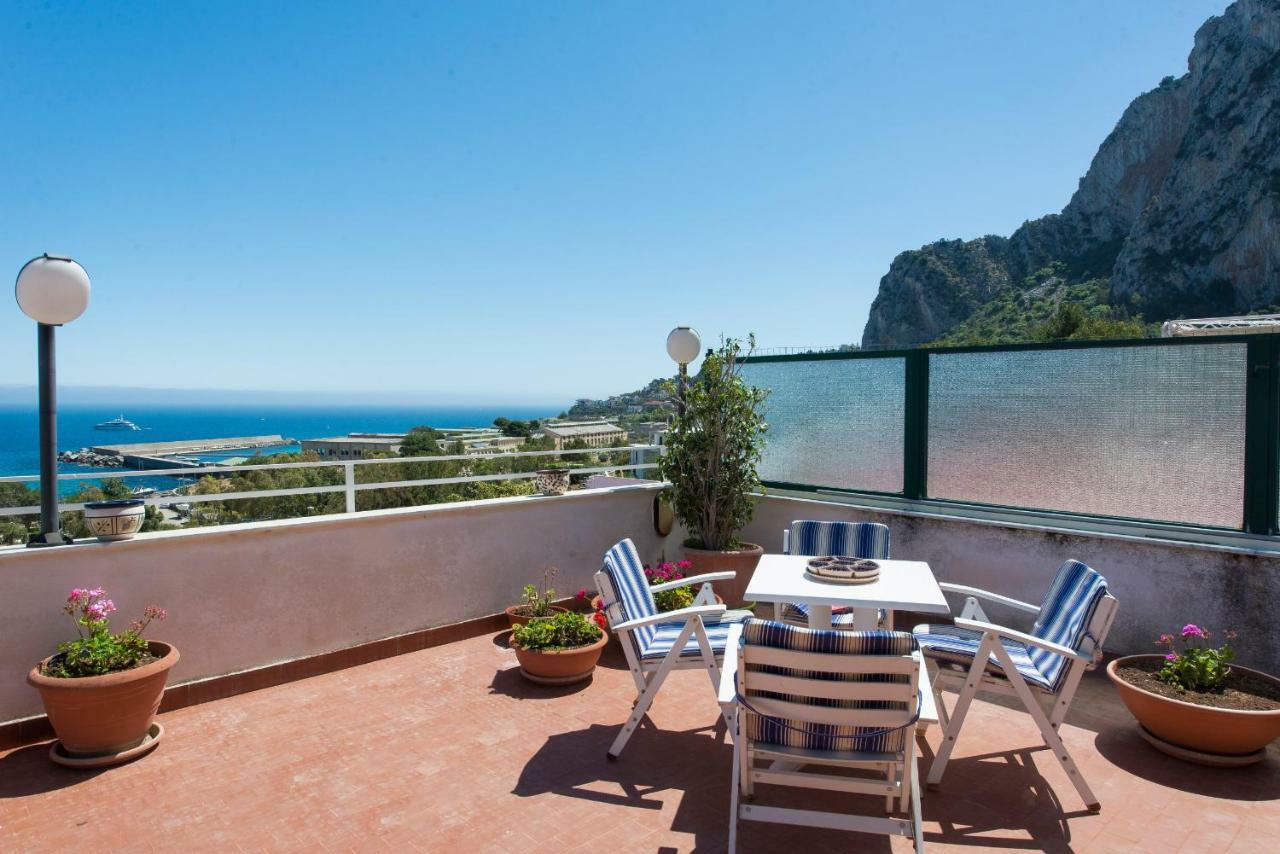 Casa Con Terrazza Sul Mare All'Addaura Palermo Luaran gambar
