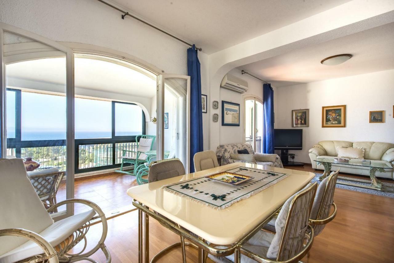 Casa Con Terrazza Sul Mare All'Addaura Palermo Luaran gambar